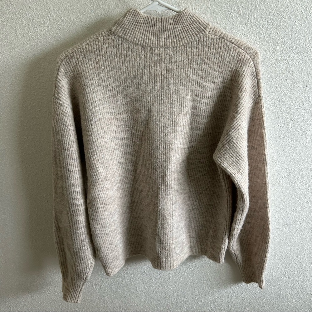 Leith Sweater - Picture 2 of 2